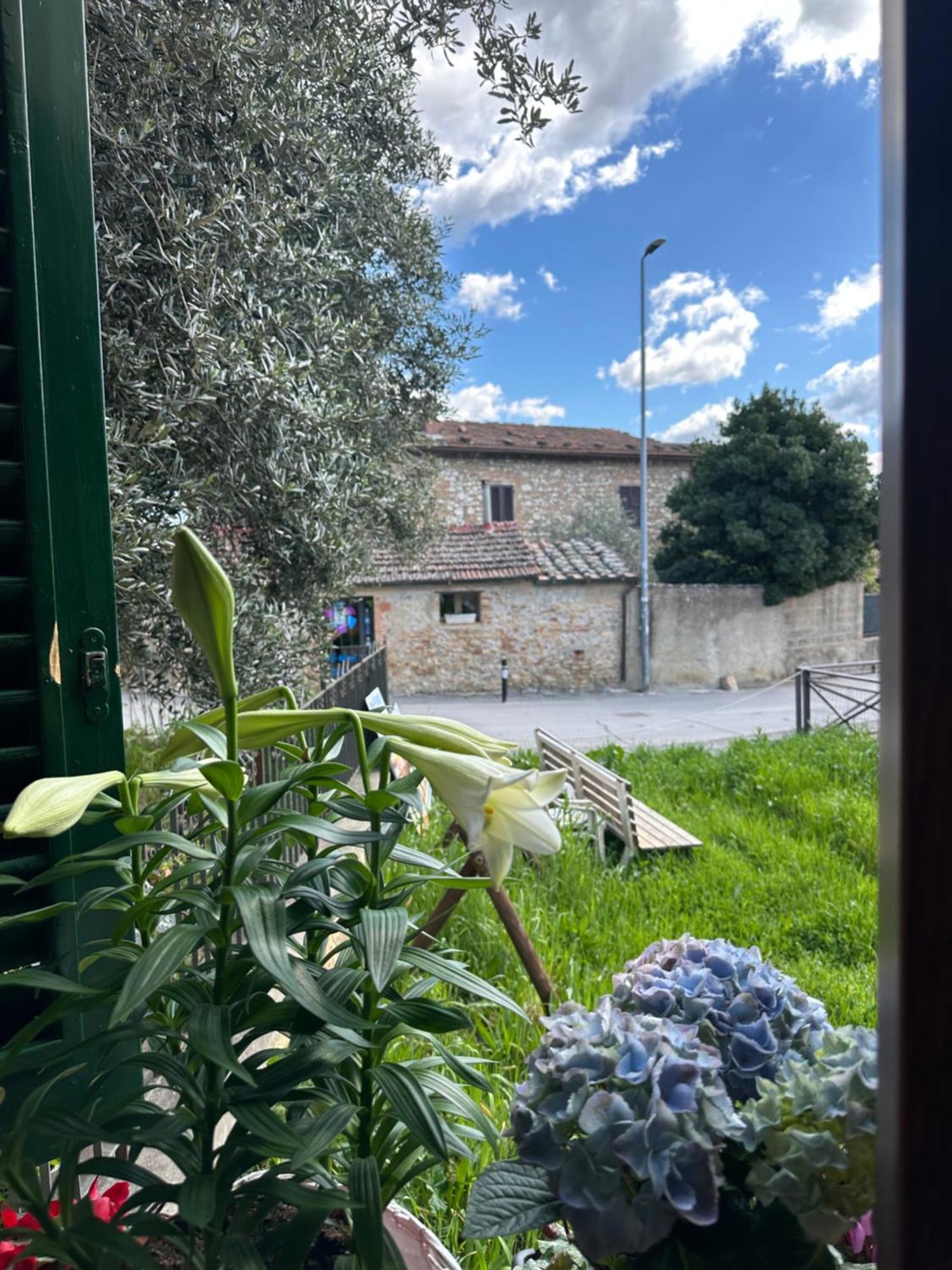 Lo Scrigno Dei Sogni Apartman San Gimignano Kültér fotó